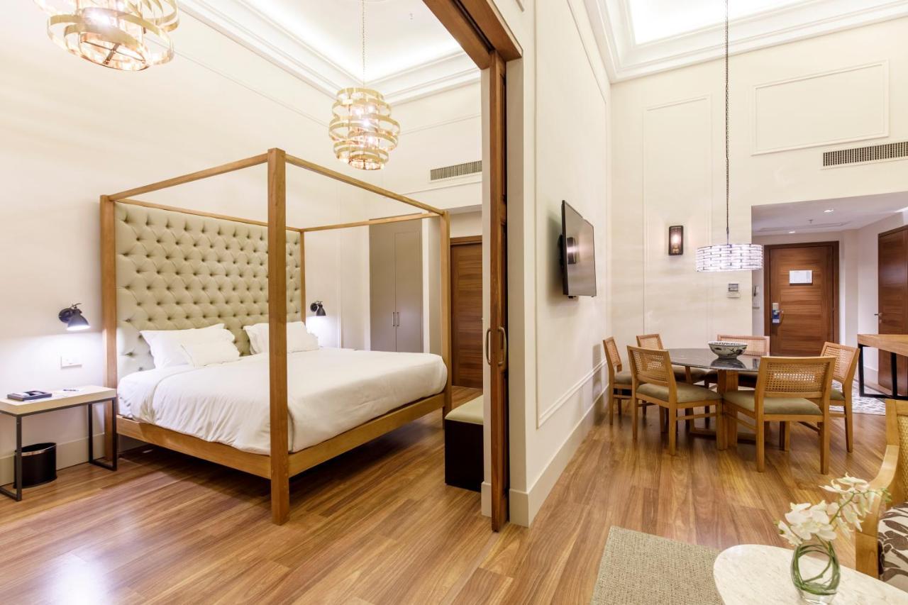 Palmaroga Hotel Asuncion, Tapestry Collection By Hilton Bagian luar foto
